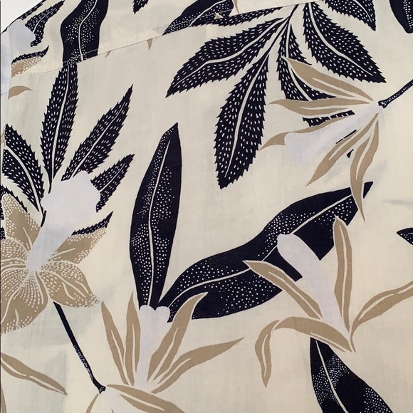 H&M tropical print button down shirt size L - Picture 7 of 8